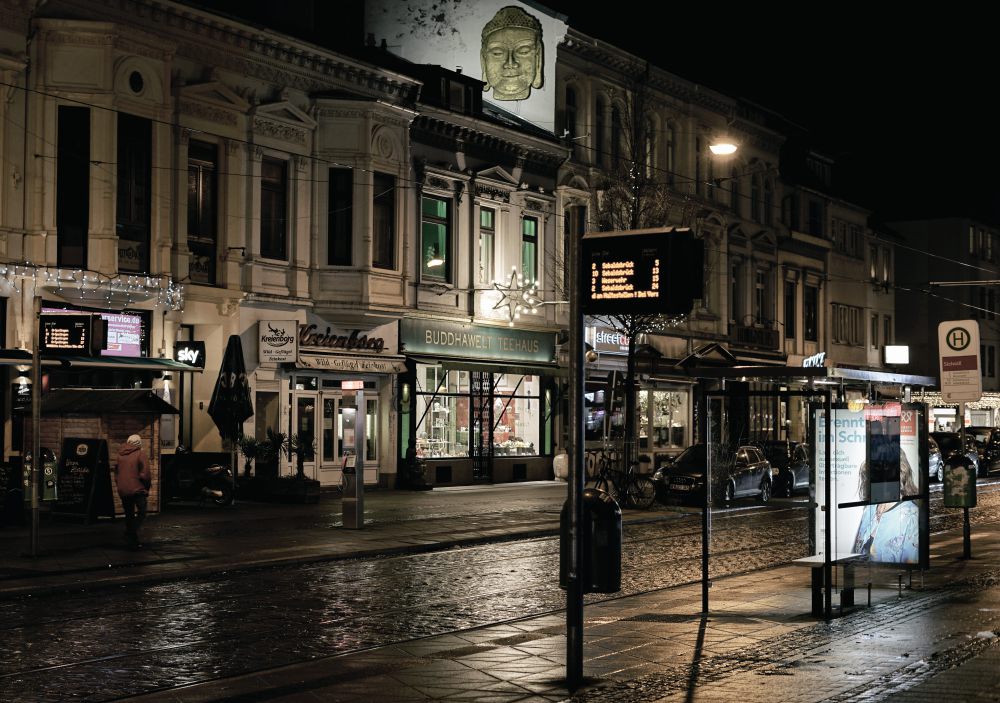 Haltestelle Sielwall, abends (Lockdown, Pandemie 2020)